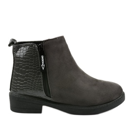 Gray suede flat boots from Genesario grey