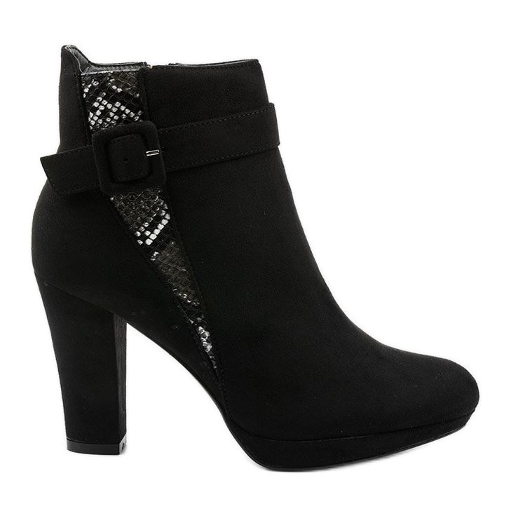 Black boots on the post with Lysianassa eco-suede