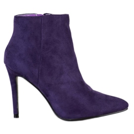 Small Swan Stylish boots on a high heel purple