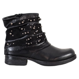 Queentina Comfortable boots with decorations black