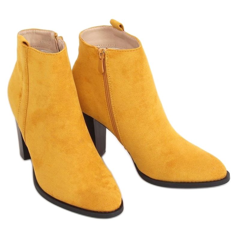 Classic high heels UK09P Yellow honey