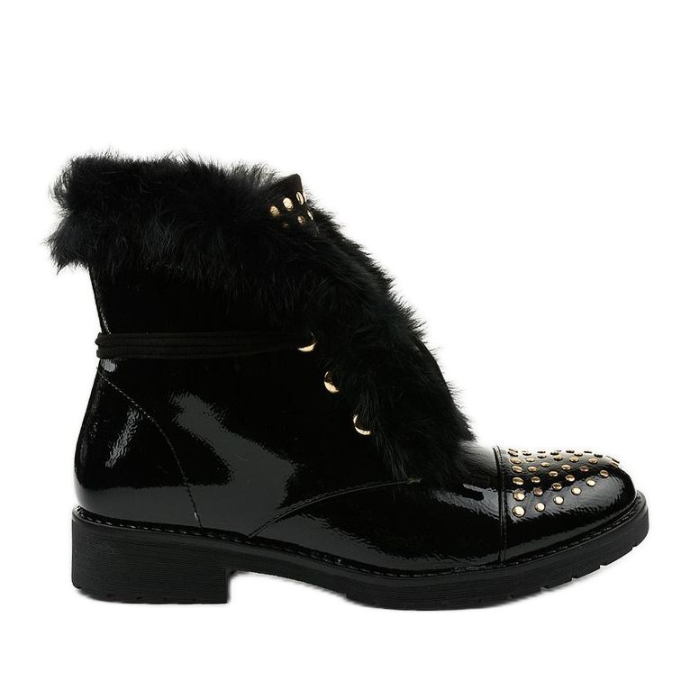 Black flat insulated lacquered Feminine boots