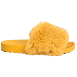 Bona Fashionable flip-flops with fur yellow