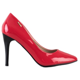 Goodin Lacquered pumps