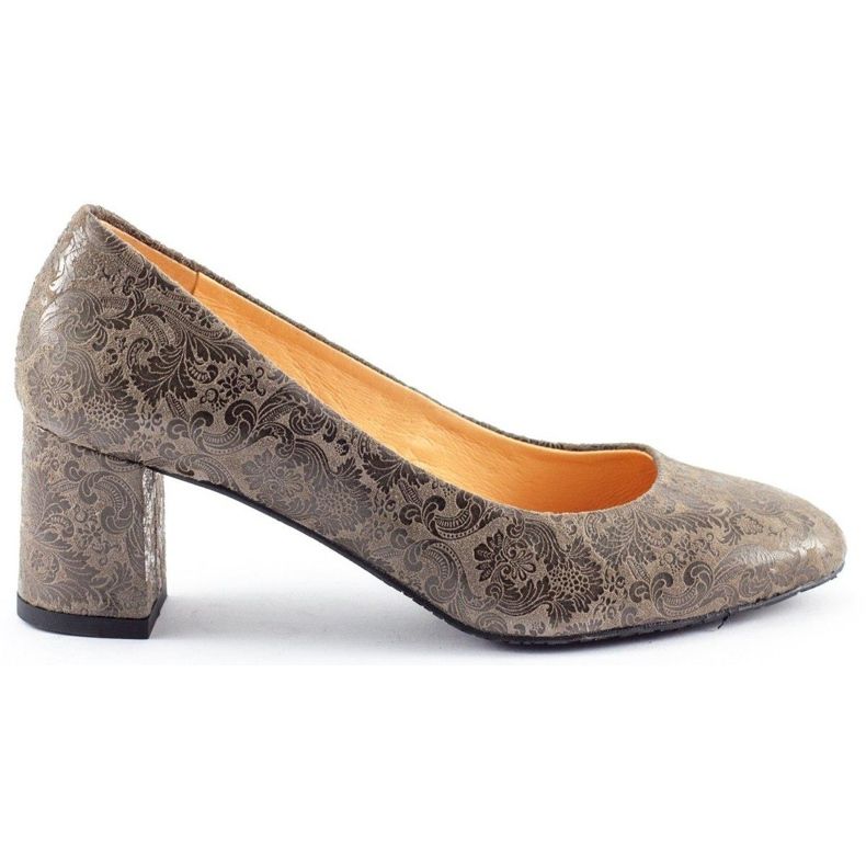 Pumps for women on the C-129 post, brown