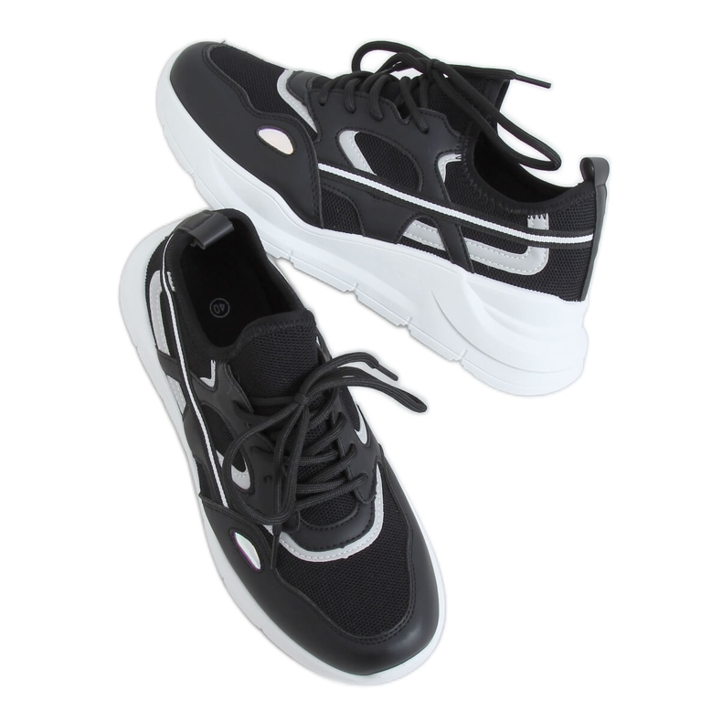Black sports shoes B0-560 Black
