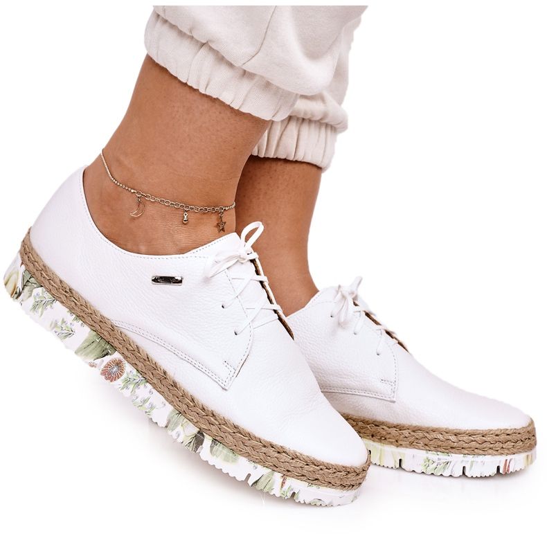 Women's leather shoes Maciejka White 0293611