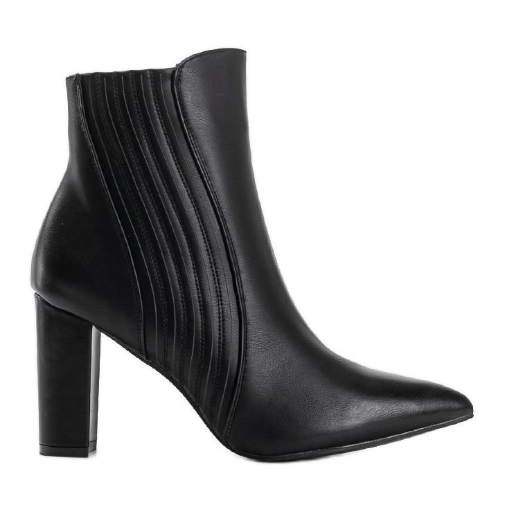 Black eco-leather boots on the T2122 post
