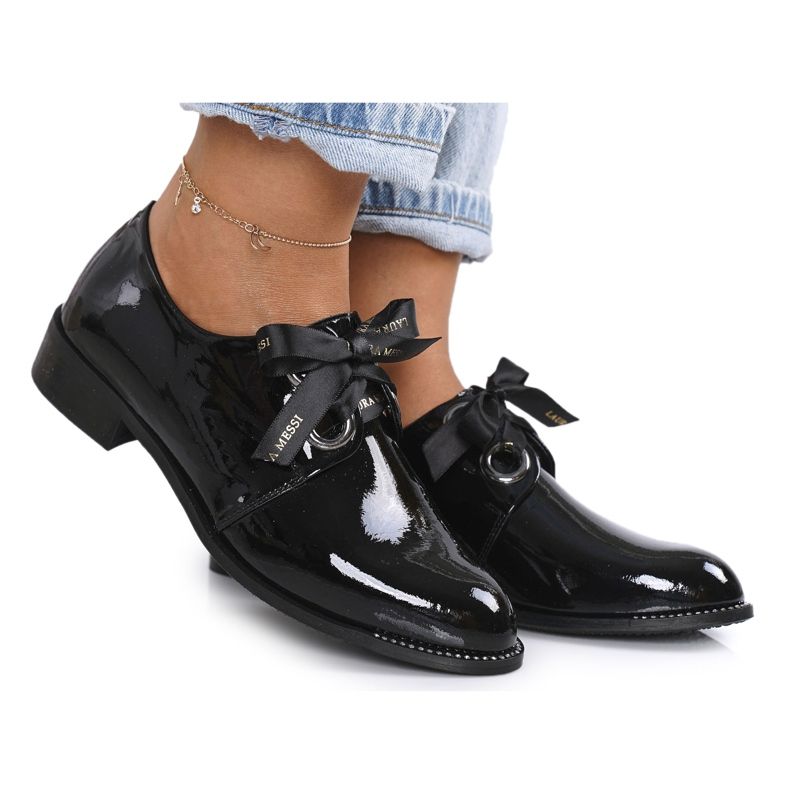 Women's lacquered shoes Laura Messi 2044 Black