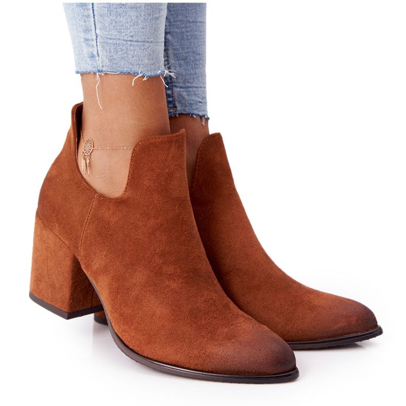 Vinceza Women's boots with cutouts on the heel Camel Caroline brown