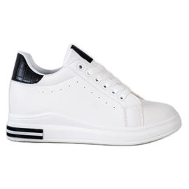 Ideal Shoes Spring Wedge Sneakers white black
