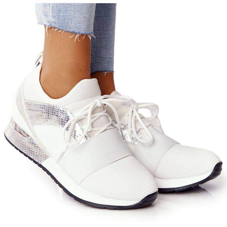 FB2 Women's sports shoes Sneakers White and Silver Netta