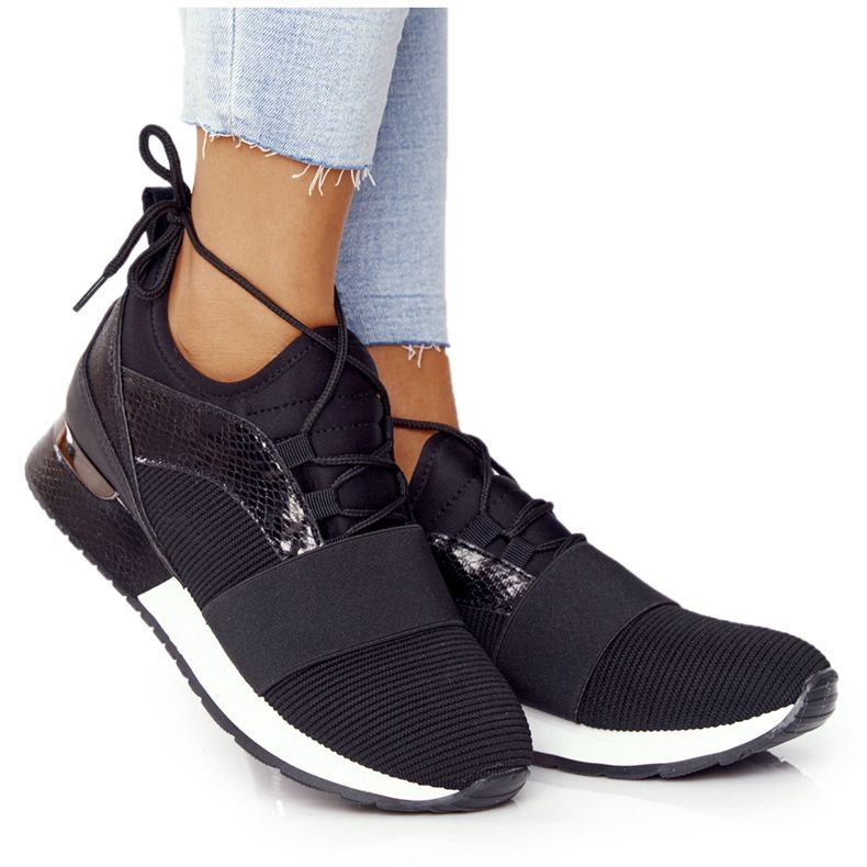 FB2 Women's sports shoes Sneakers Black Netta