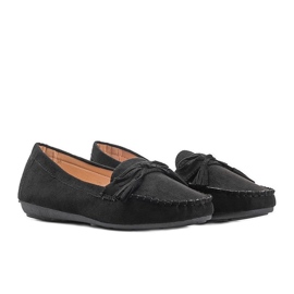 Ladies' black moccasins with a Kasandra bow