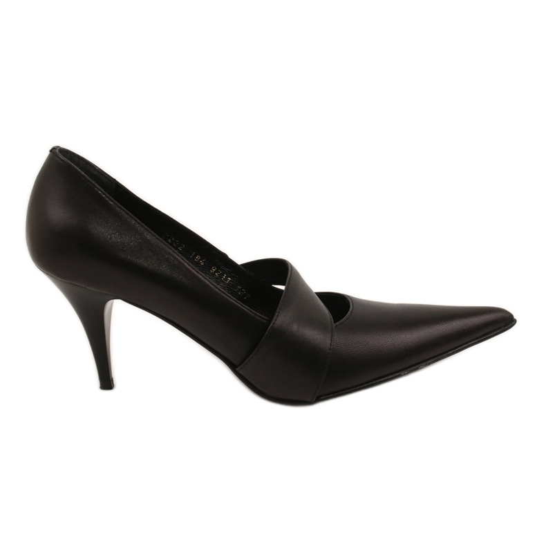 Sala 9211 leather pumps black