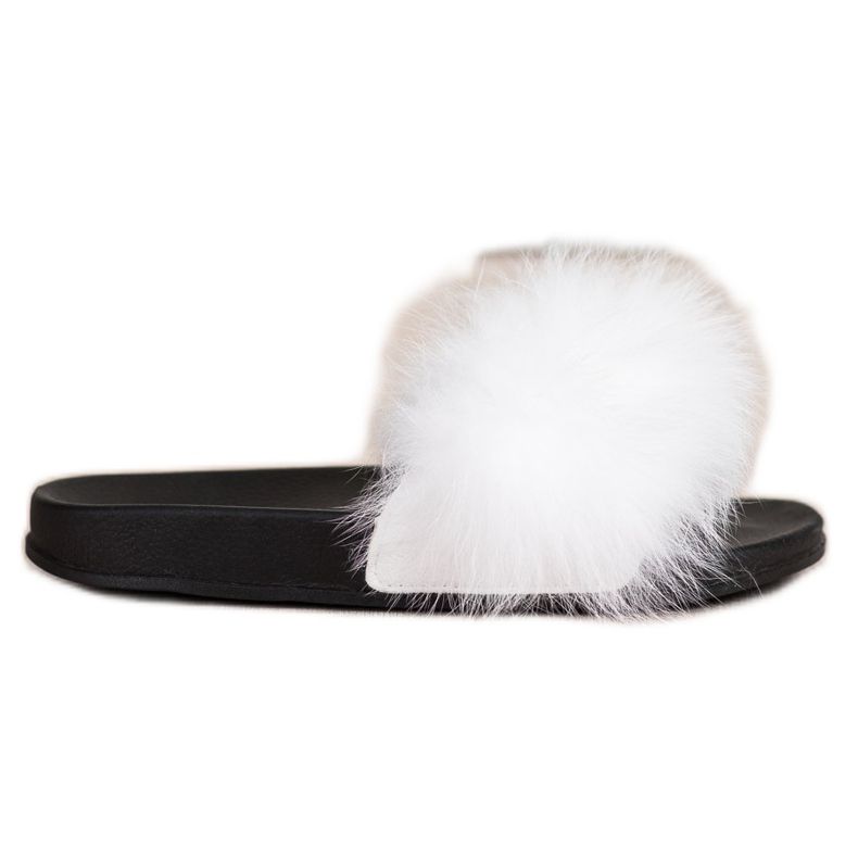 Bona Fashionable flip-flops with fur white