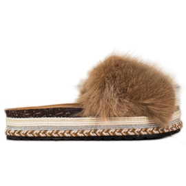 Seastar Fashionable Slippers On A Decorative Platform brown