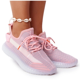 Women's Sport Shoes On A Gel Sole Pink Freestyler white