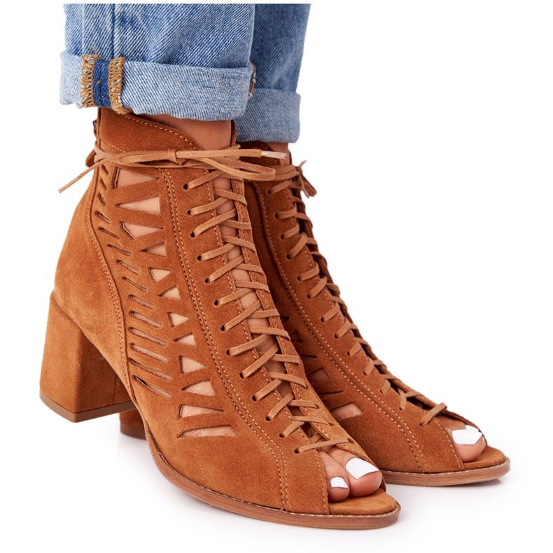 Suede Openwork Boots Maciejka Red 04040-29 brown