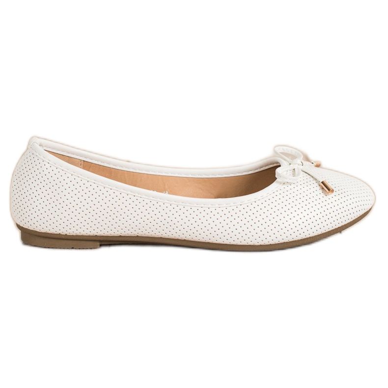 Clowse White ballerinas