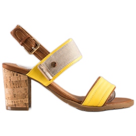 Evento Comfortable Sandals On A Bar brown yellow Evento Comfortable Sandals On A Bar brown yellow