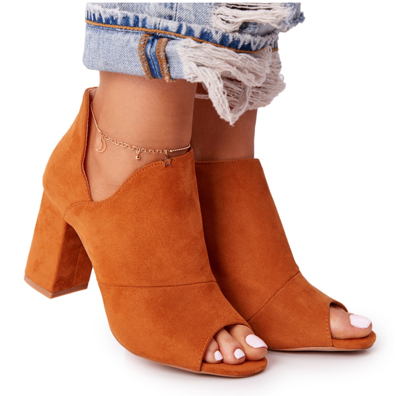 Spring Suede Boots On A Post Vinceza 21-17095 Camel brown