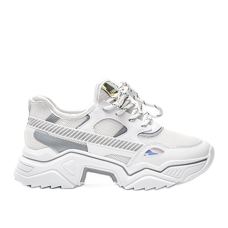 White sneakers on a thick Leanna sole