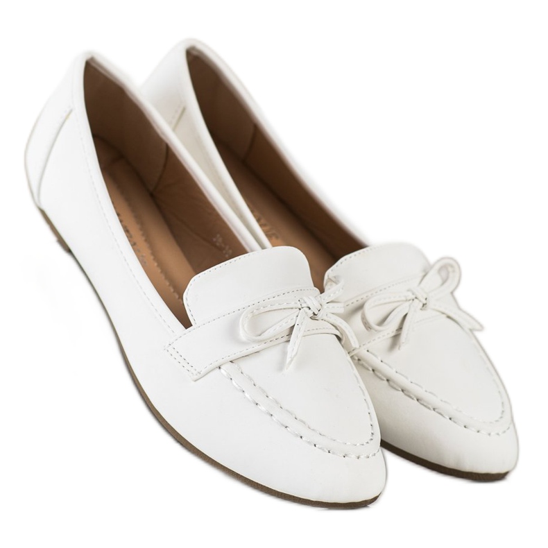 Diamantique Eco Leather Loafers white