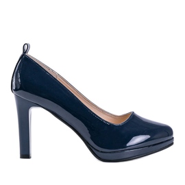 Navy blue pumps on the Lady platform
