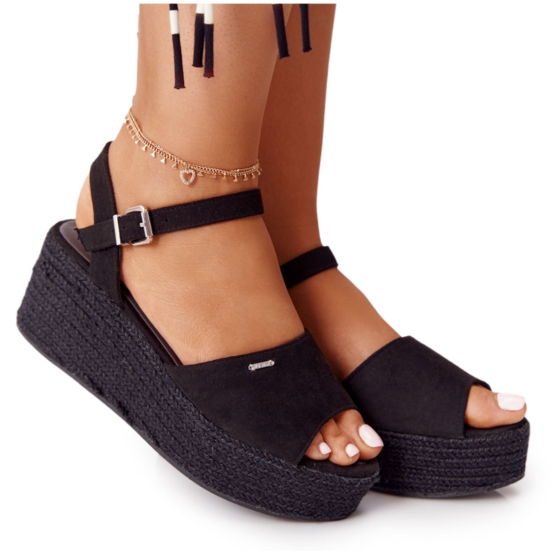 Black Sandals On A Wedge With A Braid Big Star FF274750
