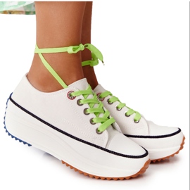 NEWS Women's Sneakers On The Platform White Electric Love green NEWS Women's Sneakers On The Platform White Electric Love green