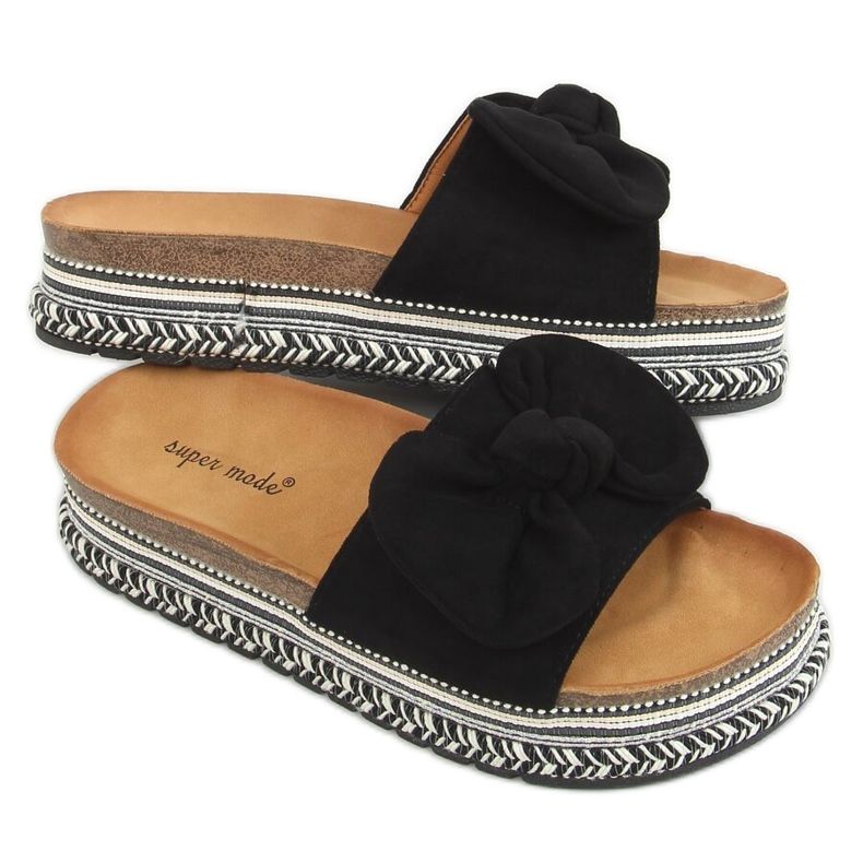 Black 7705 Black slippers on the decorated sole