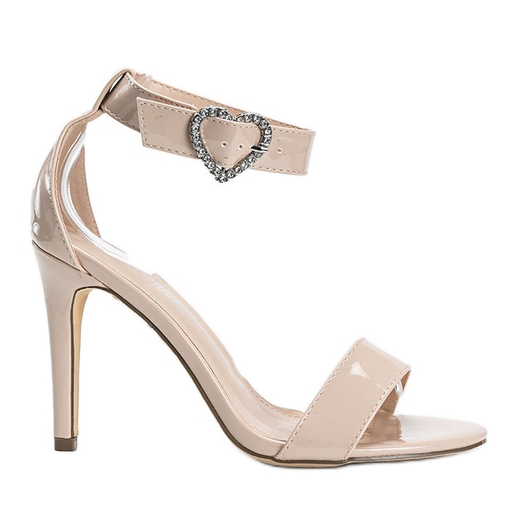 Be My Baby, beige lacquered sandals
