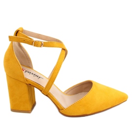 Pumps cut wide heel NC900 Yellow honey Pumps cut wide heel NC900 Yellow honey