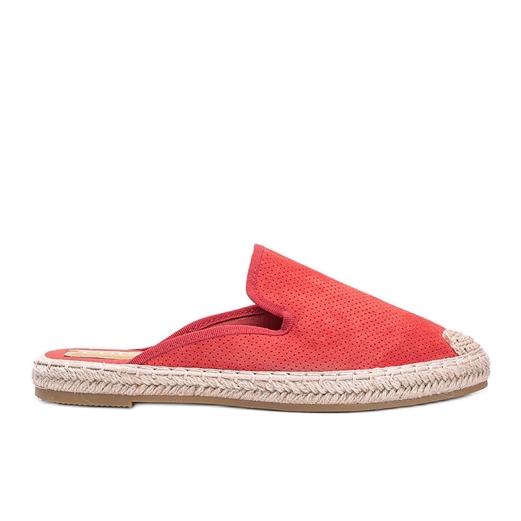 Red flip-flops with a closed front of the Kinshasa