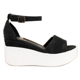 Comer Light Sandals On The Platform black