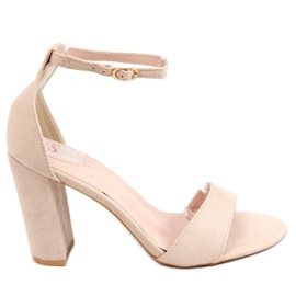 Sandals on the post beige TU132P Beige