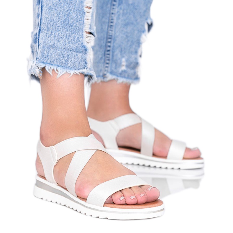 Beige sandals with a thick Irony sole