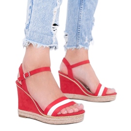 Red espadrilles on the Mona wedge