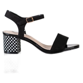 Goodin Comfortable Sandals On A Bar white black Goodin Comfortable Sandals On A Bar white black