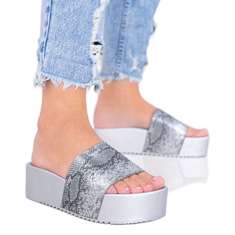 Gray slippers on a thick sole in the Crysta snake skin pattern grey