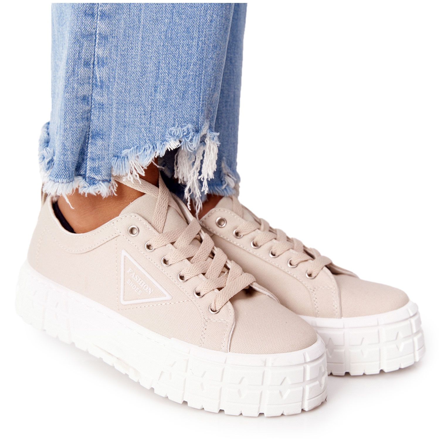 City shop life sneakers