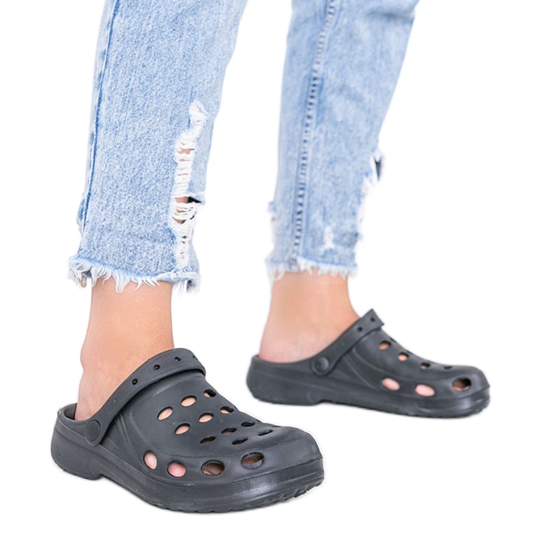 Black women's Karolinos slippers