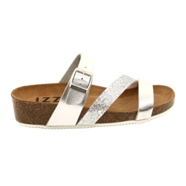 IZZI Women's metallic flip-flops-sly-sized leather insert silver