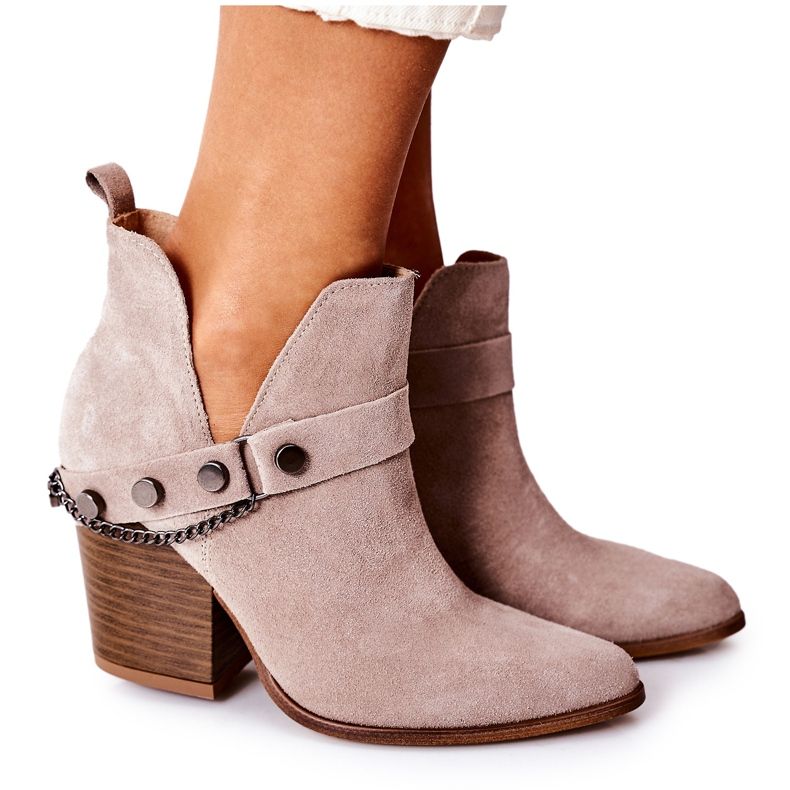 Suede Booties On A Bar Lewski Shoes 2880 Cappuccino beige