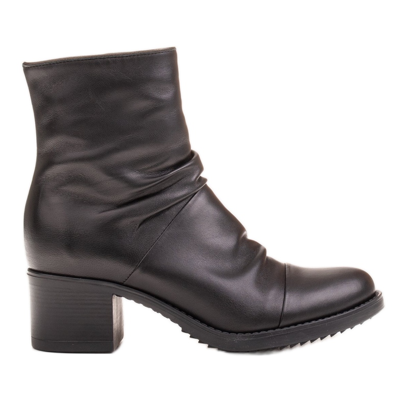 Marco Shoes Comfortable black leather boots with shirring