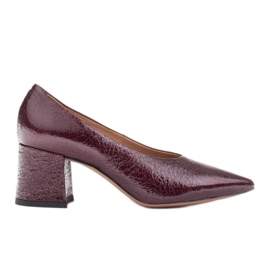 Marco Shoes Elegant burgundy pumps made of lacquer red