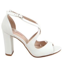 White high-heeled sandals S-837 White