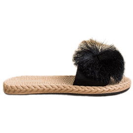 Bestelle Slippers With Pompom black