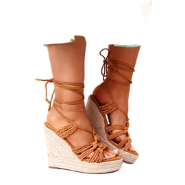 Tied sandals for women's wedge with a Camel braid brown Tied sandals for women's wedge with a Camel braid brown